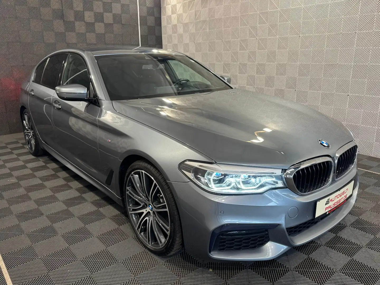 BMW 530 i Lim. xDr.*M SPORT*LED-ACC-H&K-HUD-R.KAM-AHK Blau - 1