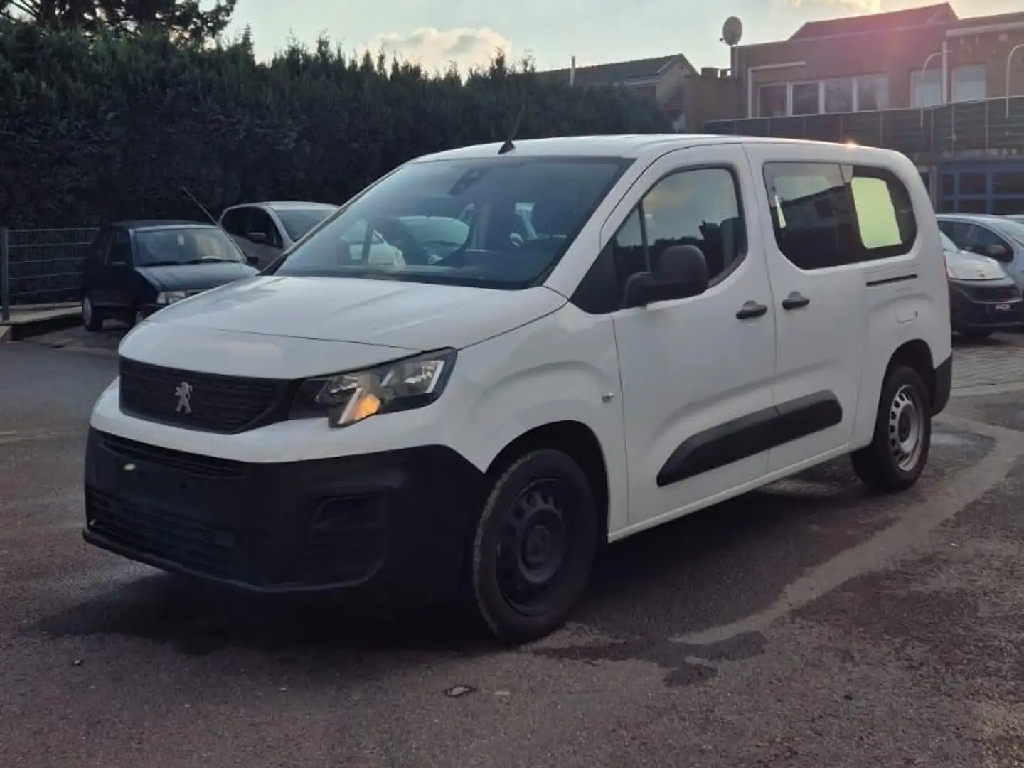 Peugeot Partner 1.5 hdi 130cv 5 places ✅✅✅ Weiß - 1