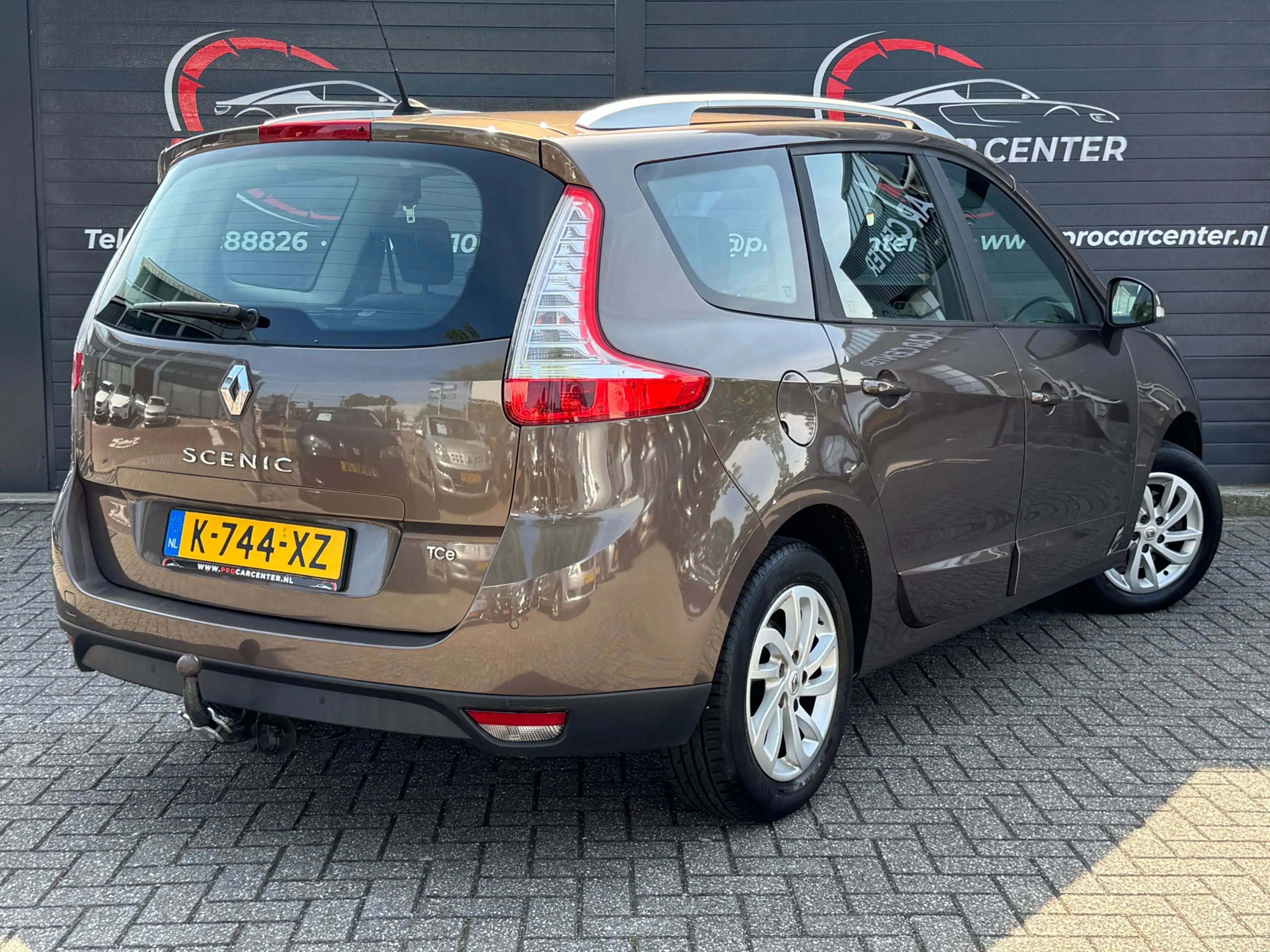 Renault Grand Scenic 1.2 TCe Bose CLIMATE | CRUISE | NAVI | PDC | KEYLE — photo 2