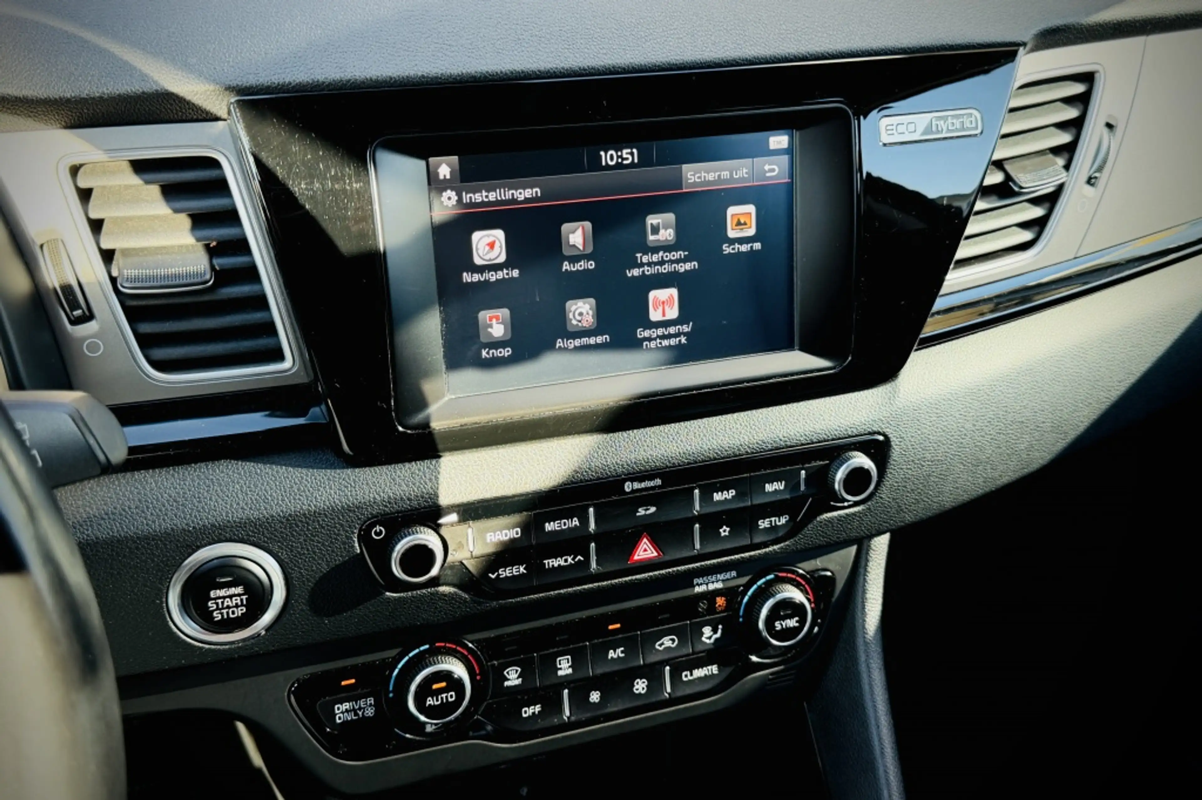 Kia Niro 1.6 GDi Hybrid DynamicLine | TREKHAAK | CAMERA | A — photo 23