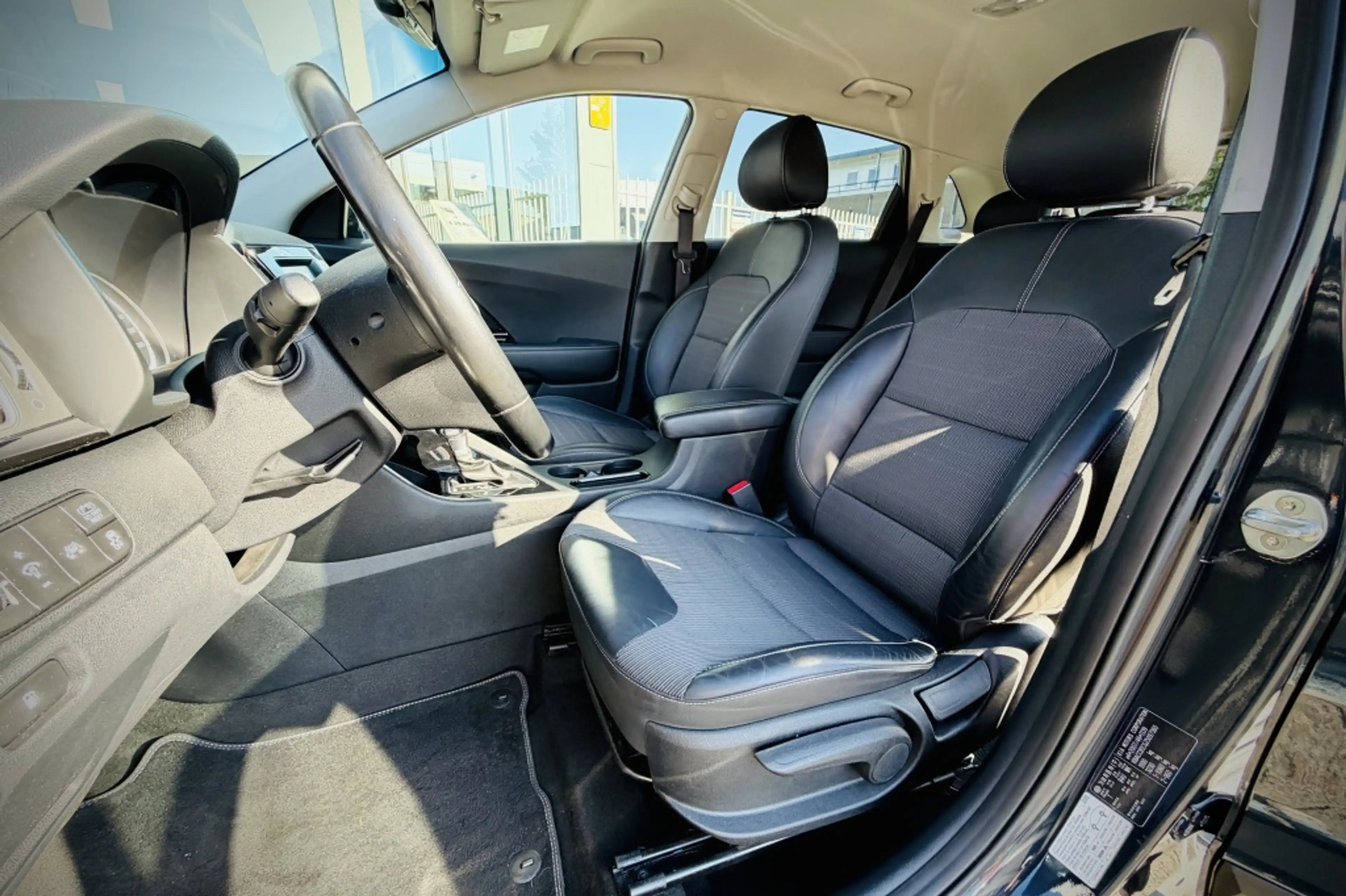 Kia Niro 1.6 GDi Hybrid DynamicLine | TREKHAAK | CAMERA | A — photo 14