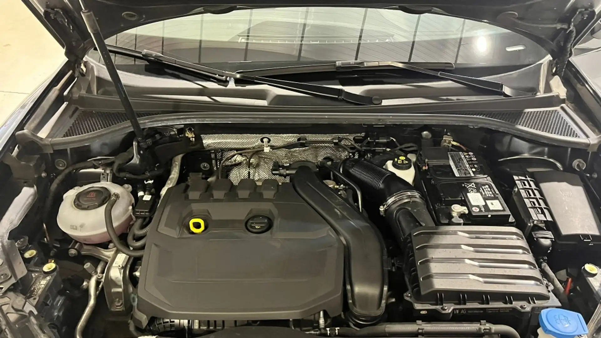 Audi Q3 35 TFSI Advanced S tronic Grijs - 2