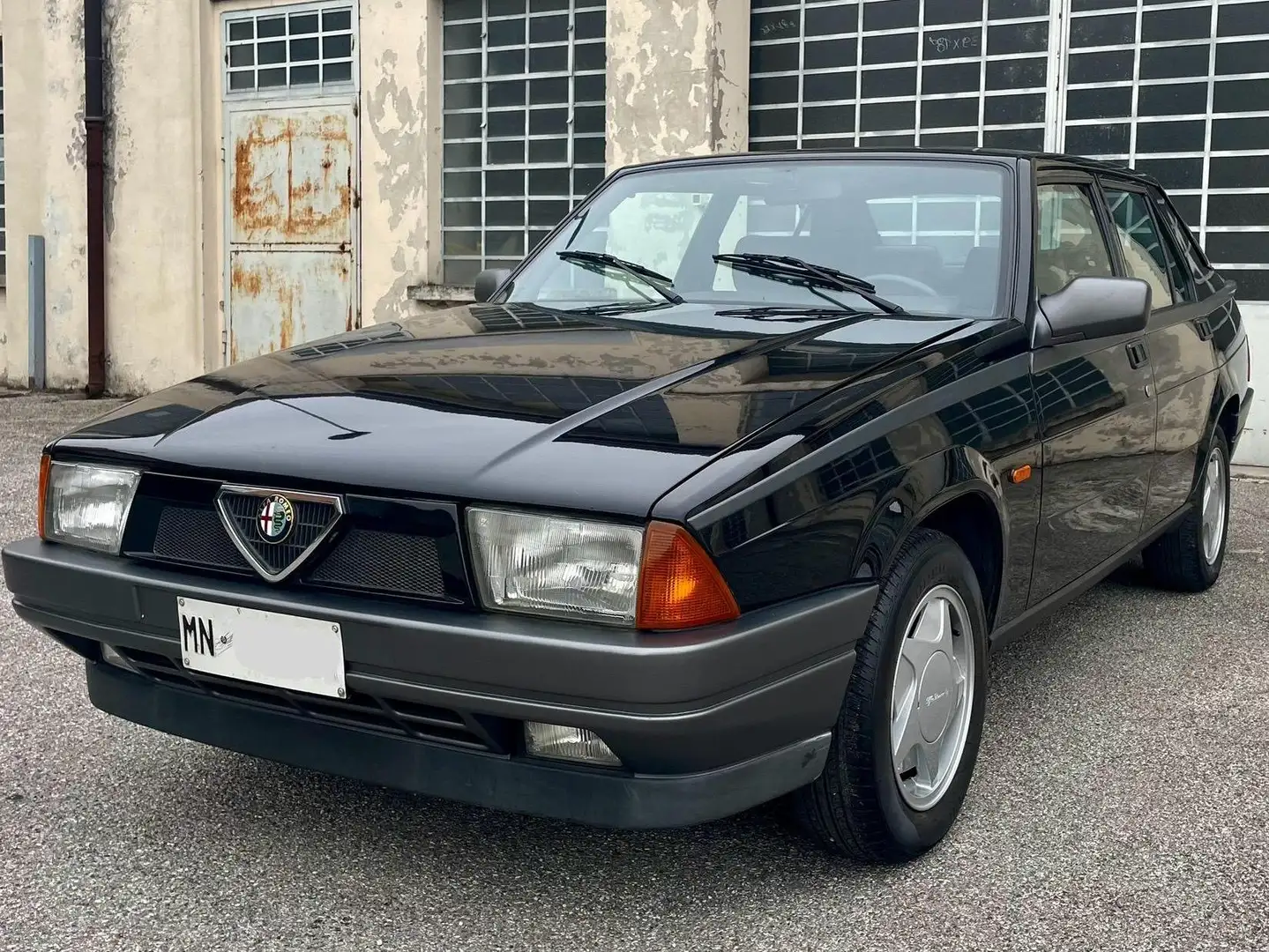 Alfa Romeo 75 75 1.8 ie Nero - 2