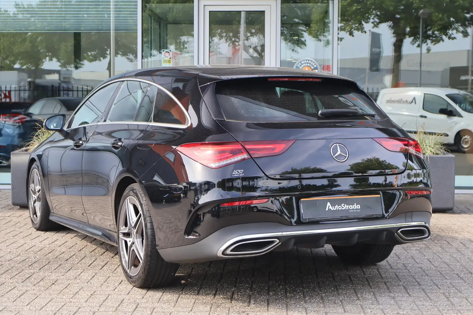 Mercedes-Benz CLA 200 Shooting Brake AMG-Line 163pk 7G-DCT | Dodehoek | Noir - 2