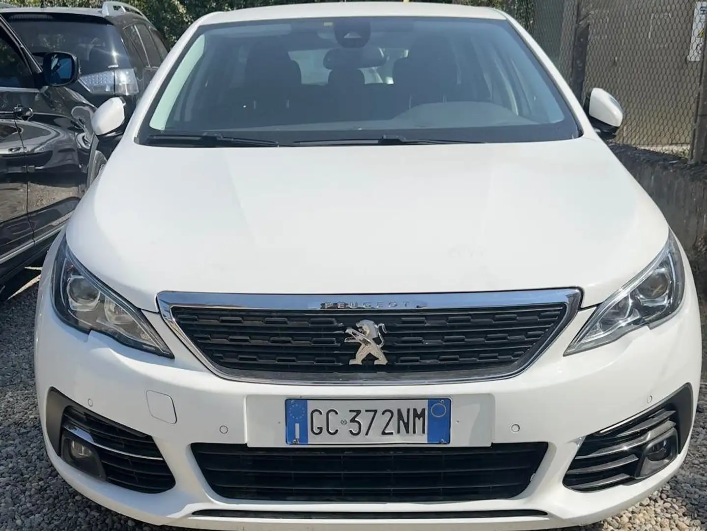 Peugeot 308 308 II 2018 SW SW 1.5 bluehdi GT Line s Bianco - 1