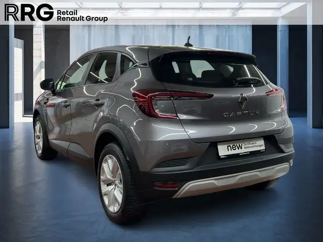 Renault Captur view 4