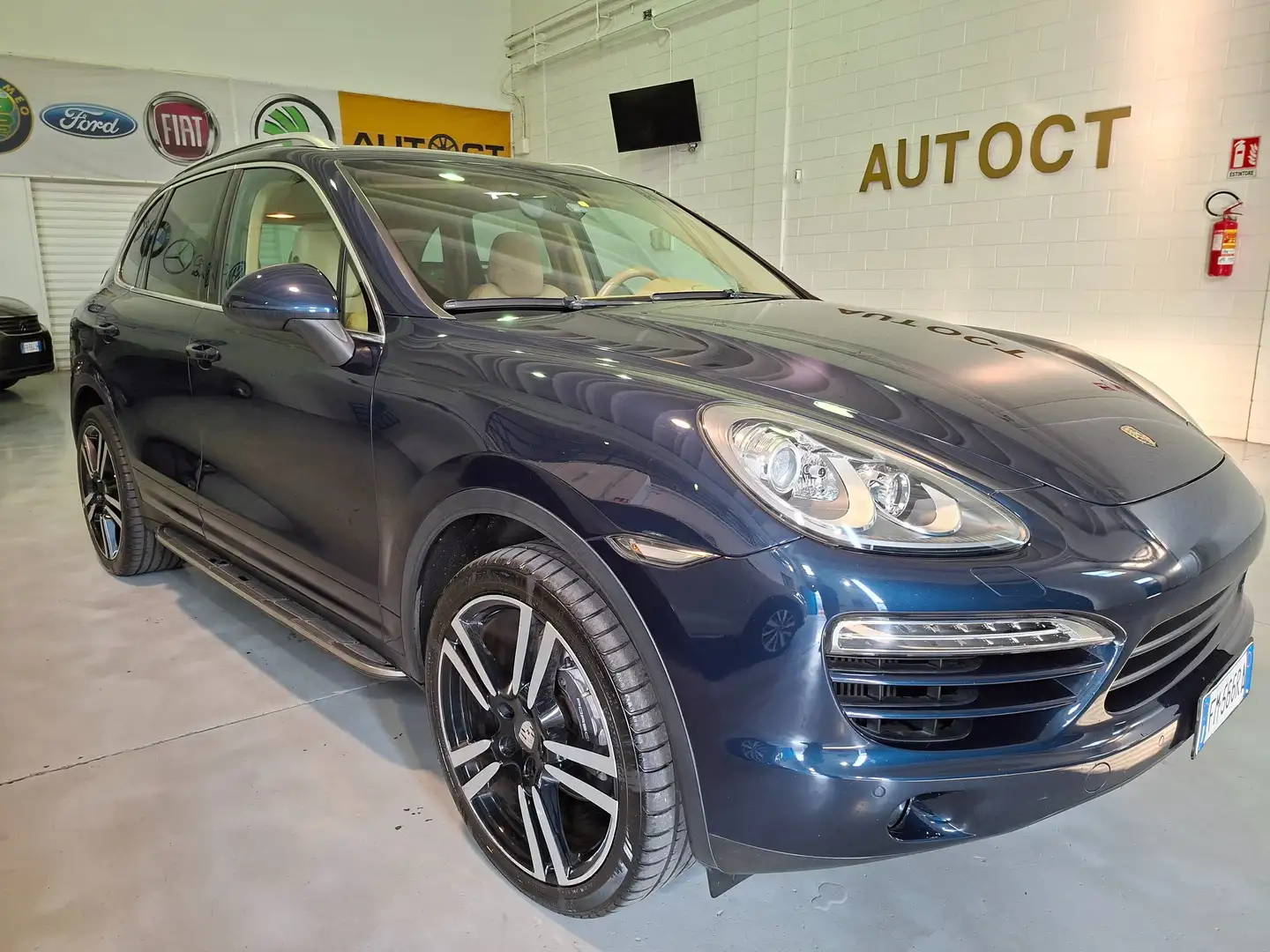 Porsche Cayenne Cayenne 3.0 V6 tdi 245cv tiptronic Bleu - 2