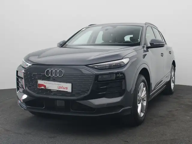 Audi Q6 view 2