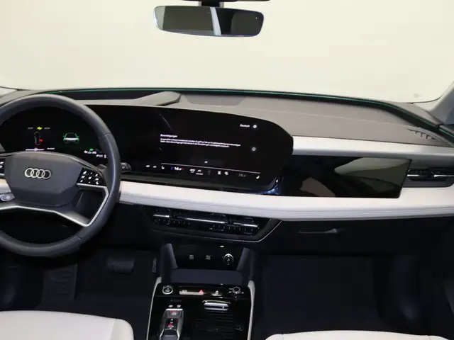 Audi Q6 view 9