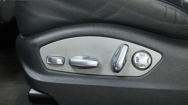 Porsche Macan view 20