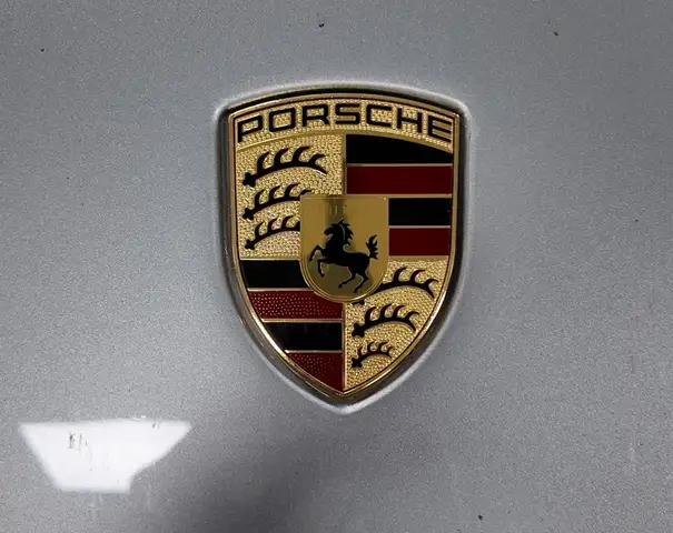 Porsche Macan view 9
