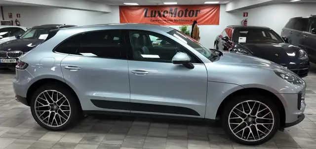 Porsche Macan view 7