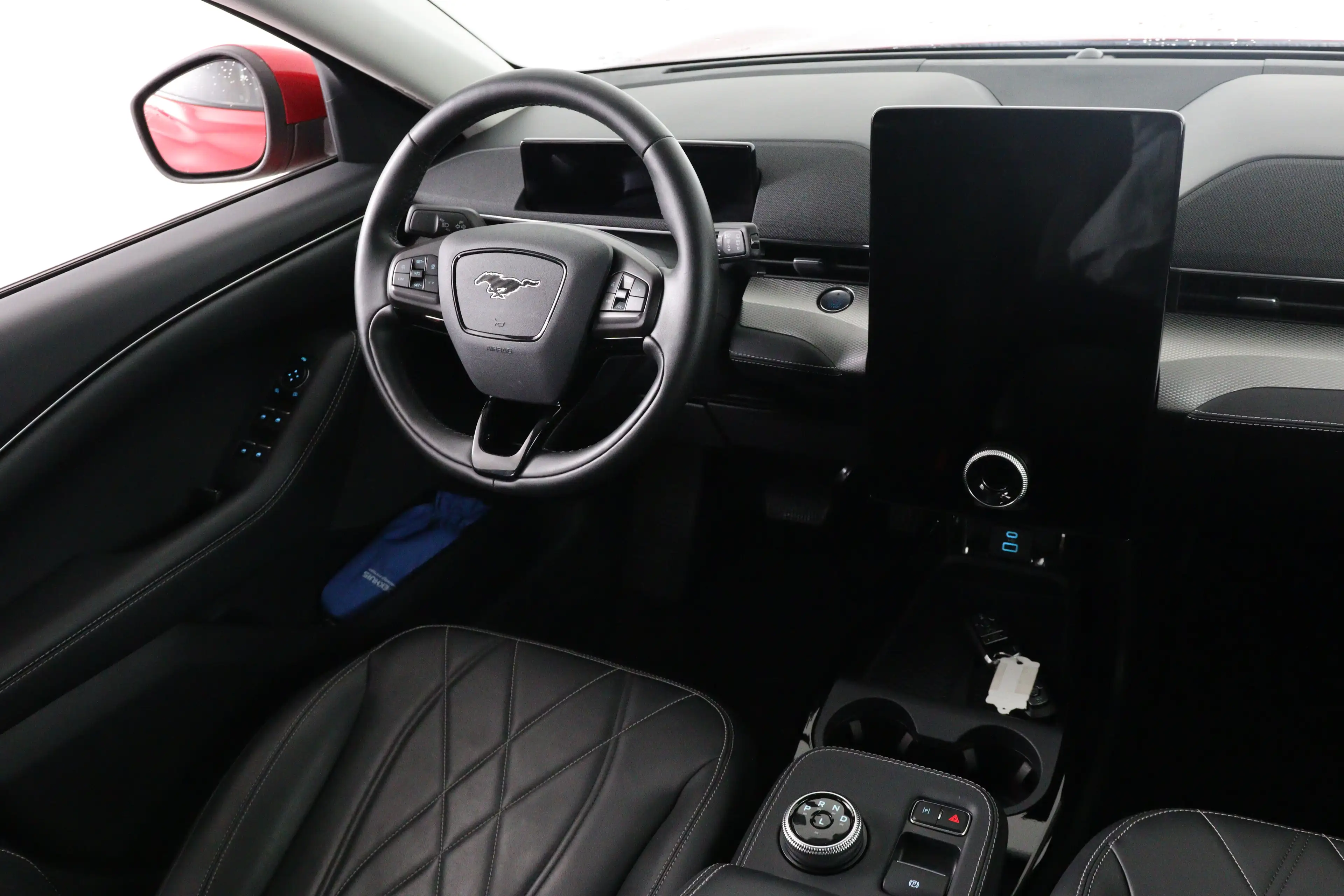 Ford Mustang Mach-E RWD 75 kWh | Achteruitrijcamera | Airco (automatis — photo 31