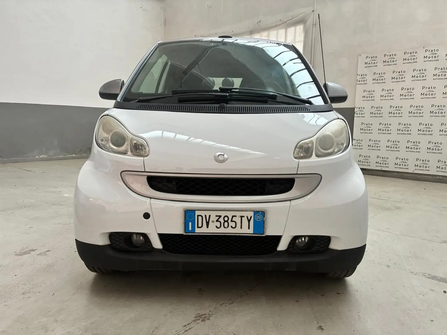 smart forTwo Cabrio 1.0 Passion 71cv Weiß - 1