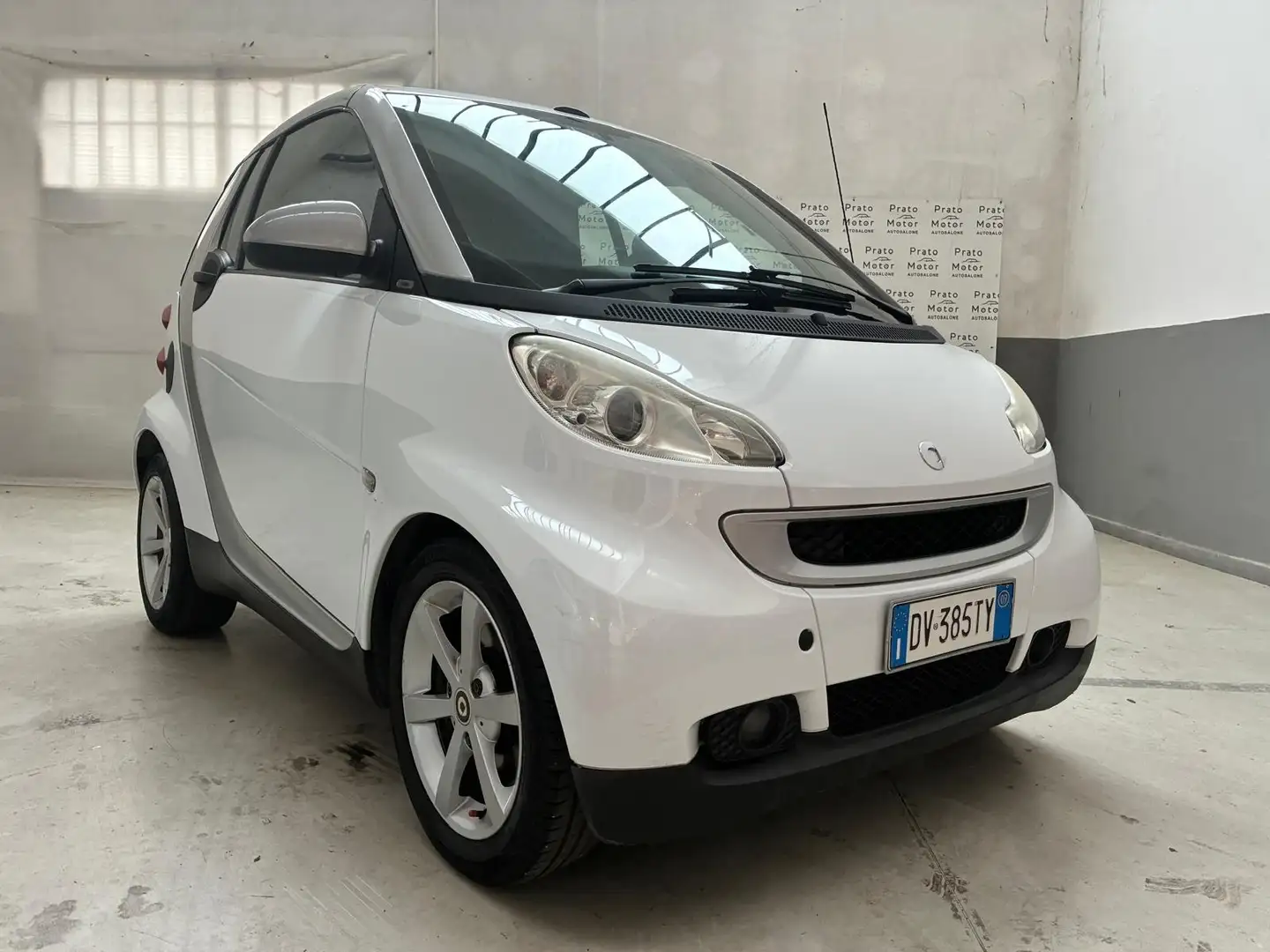 smart forTwo Cabrio 1.0 Passion 71cv Weiß - 2