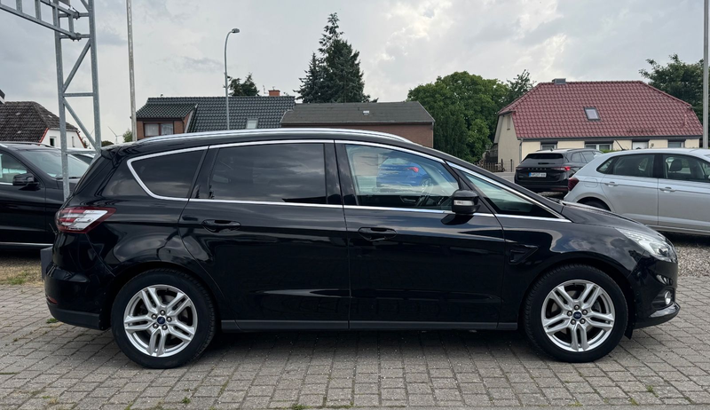 Ford S-Max S-MAX Titanium *7 SITZE*NAVI*AHK*LED* — photo 8