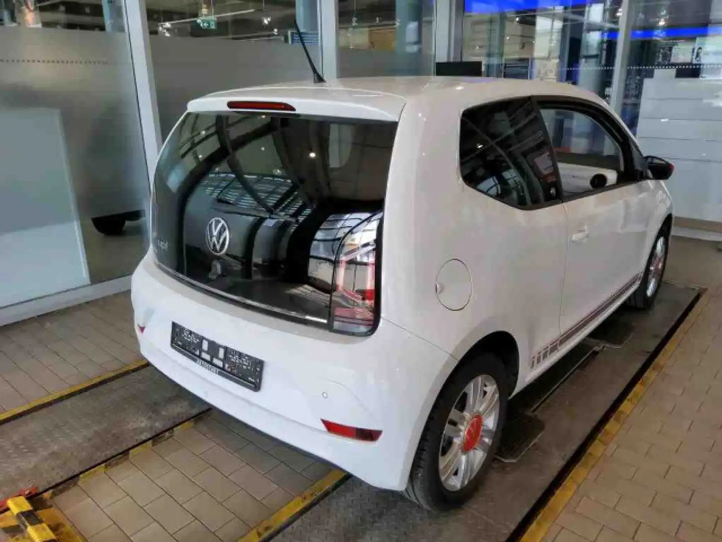 Volkswagen up! Beats 1.0 MPI Climatronic RFK PDC SHZ beats Weiß - 2