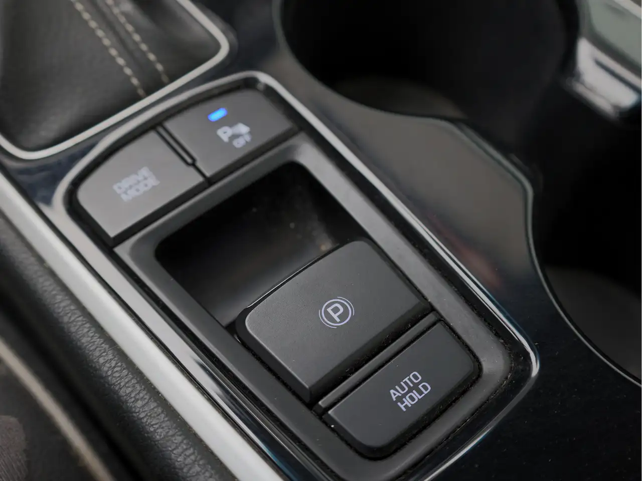 Hyundai SONATA снимка Hyundai SONATA