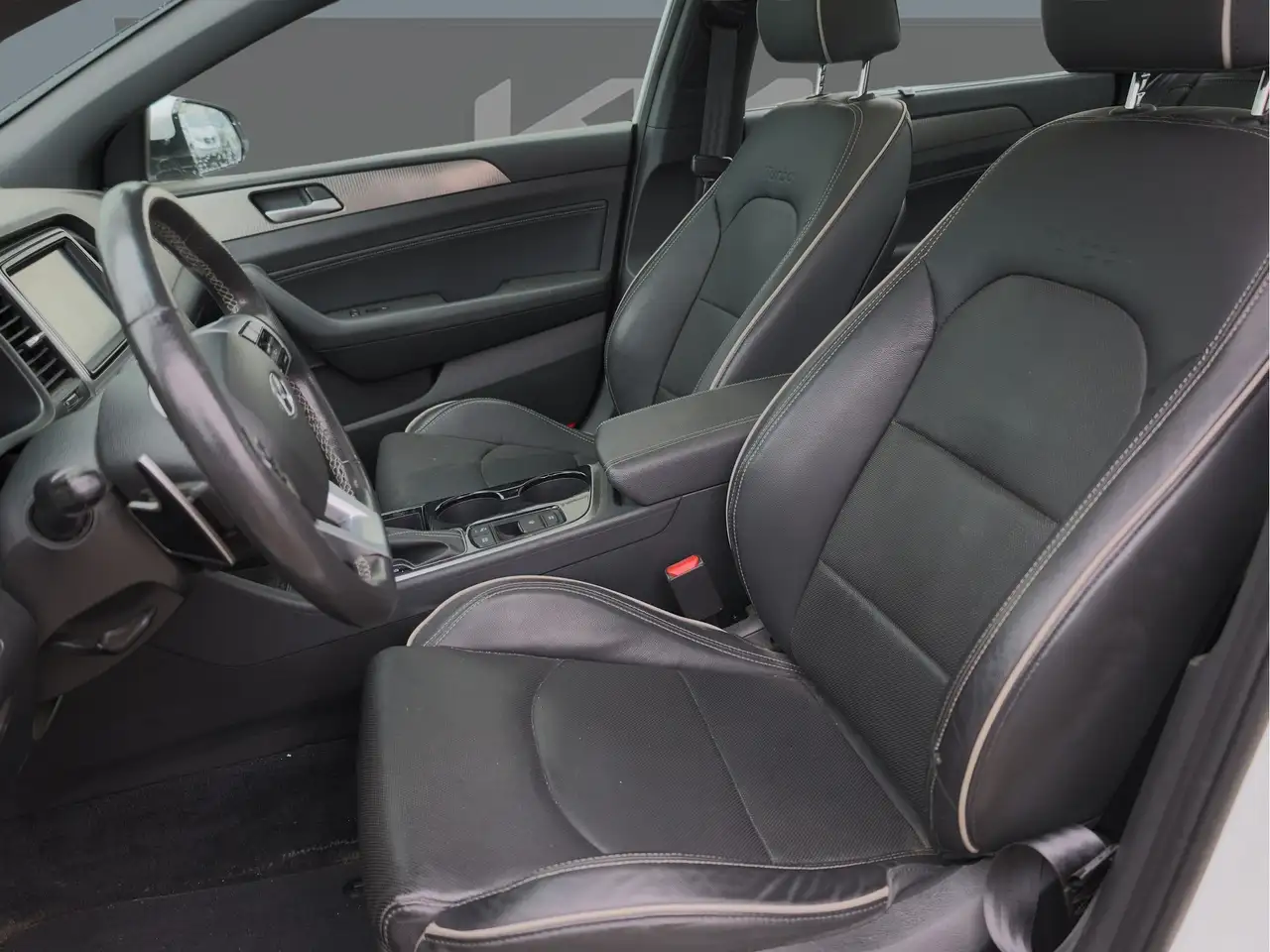 Hyundai SONATA снимка Hyundai SONATA