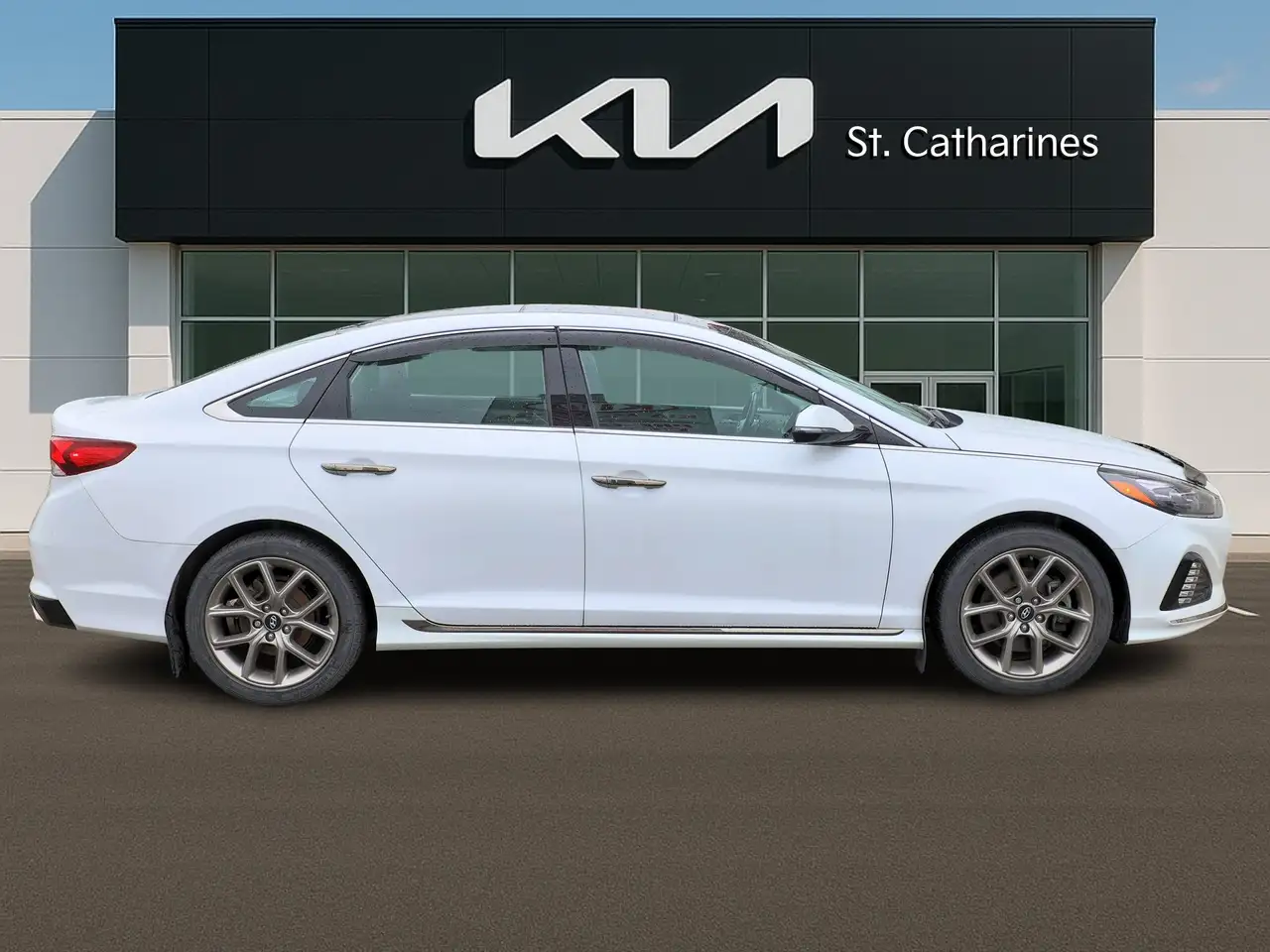 Hyundai SONATA снимка Hyundai SONATA