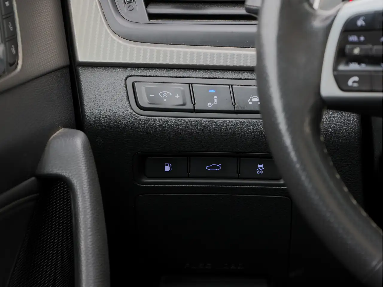 Hyundai SONATA снимка Hyundai SONATA