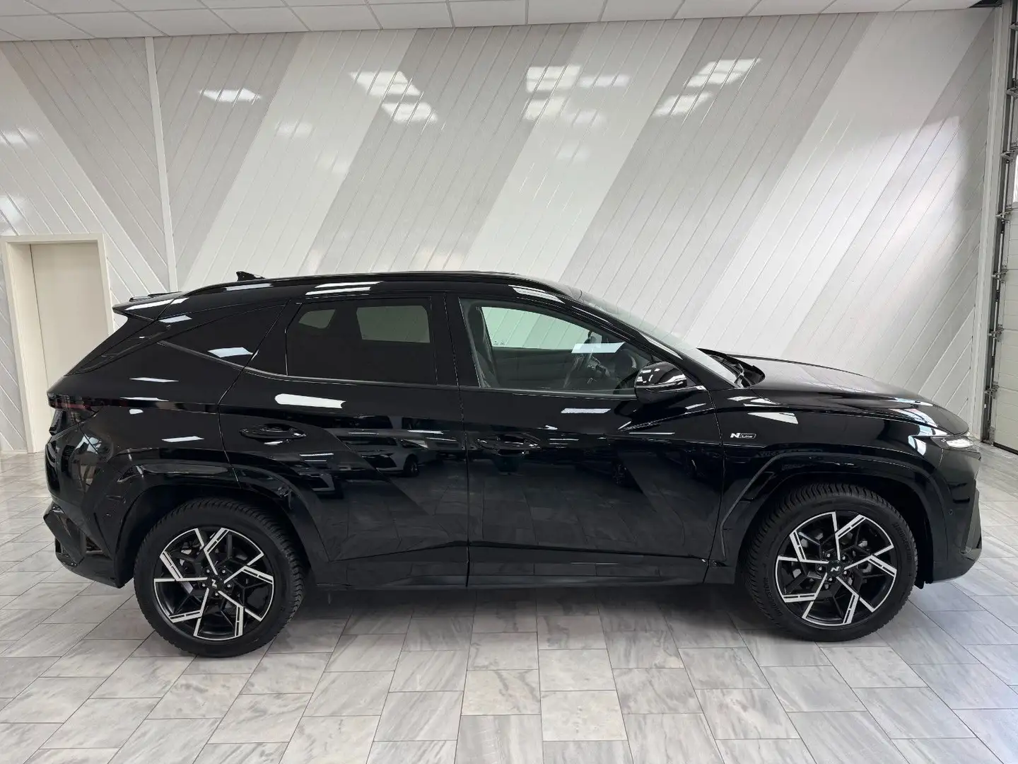 Hyundai TUCSON 1.6 N Line Hybrid Sitz + Assistenz-Paket Negro - 2
