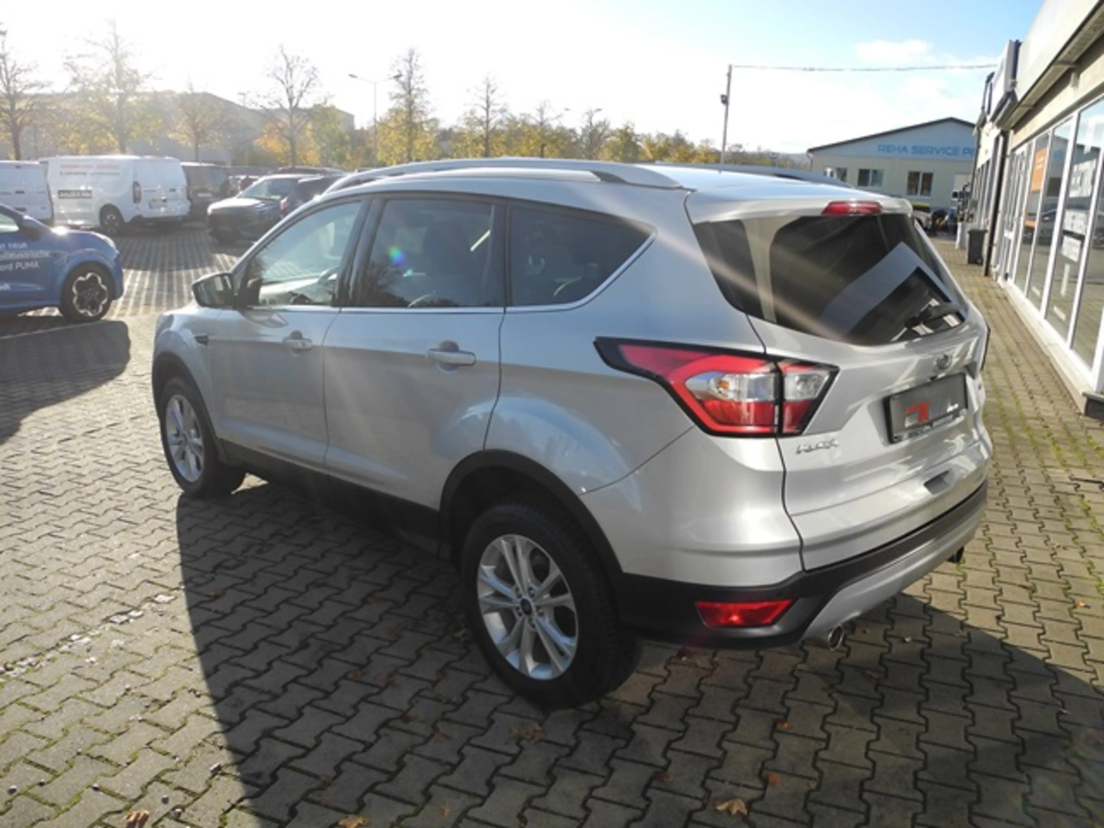 Ford Kuga 2.0 TDCi 4x4 Aut. Titanium - Xenon, AHK, Navi, TW — photo 3