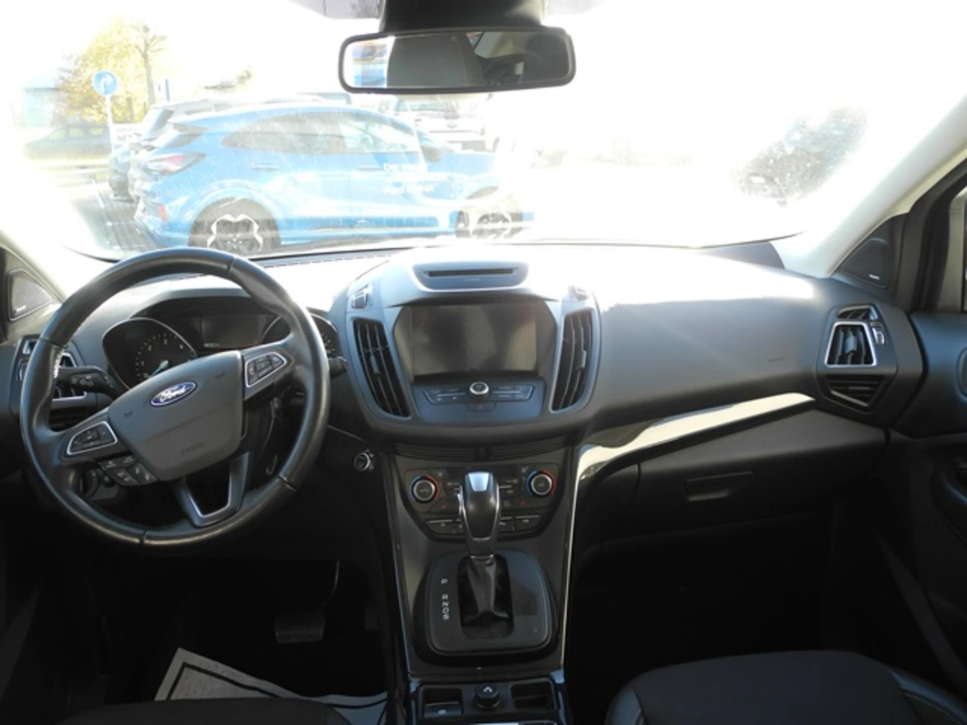 Ford Kuga 2.0 TDCi 4x4 Aut. Titanium - Xenon, AHK, Navi, TW — photo 8