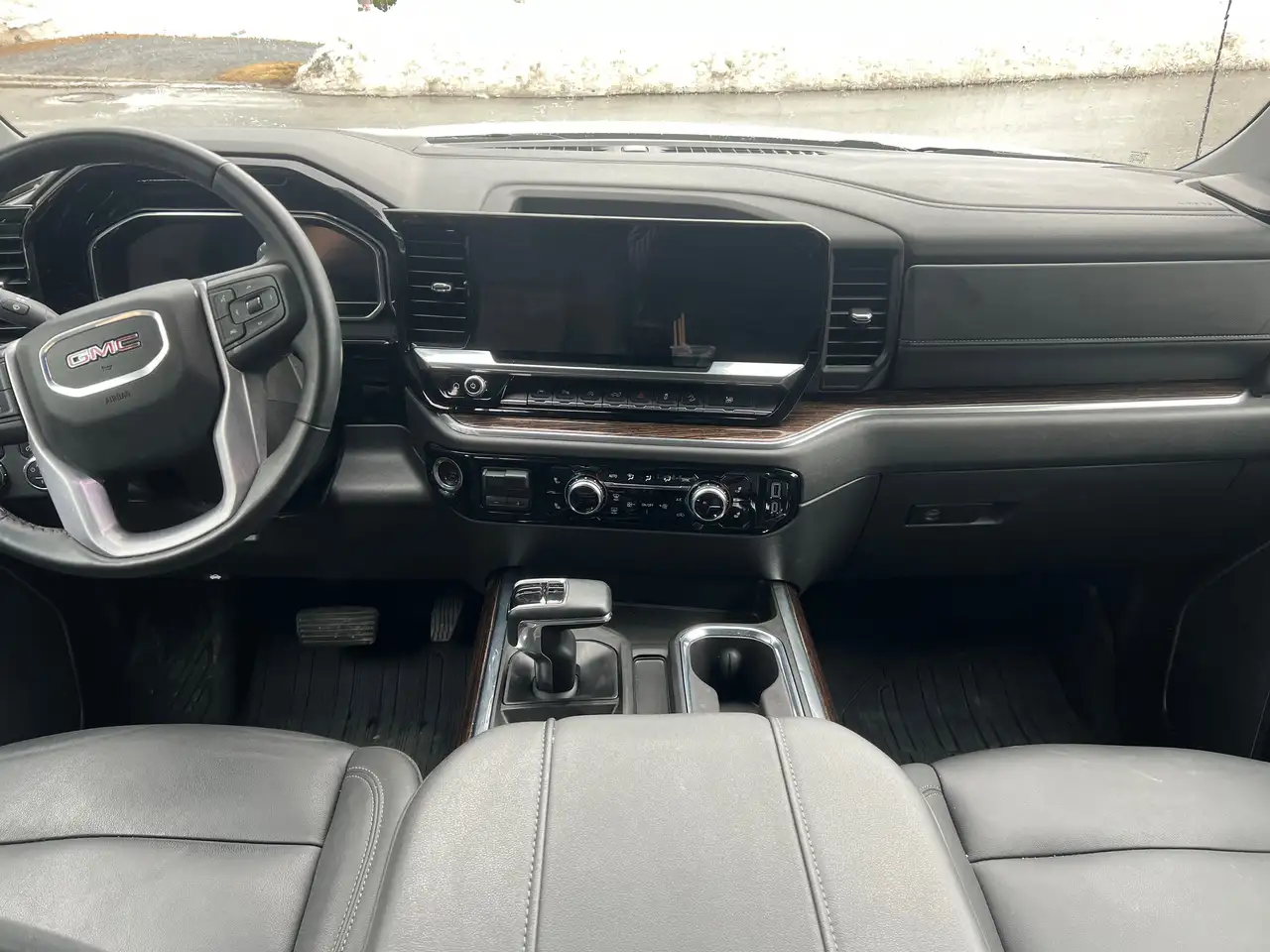 GMC Sierra 1500 photo GMC Sierra 1500