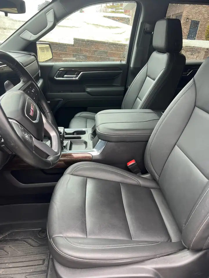 GMC Sierra 1500 photo GMC Sierra 1500