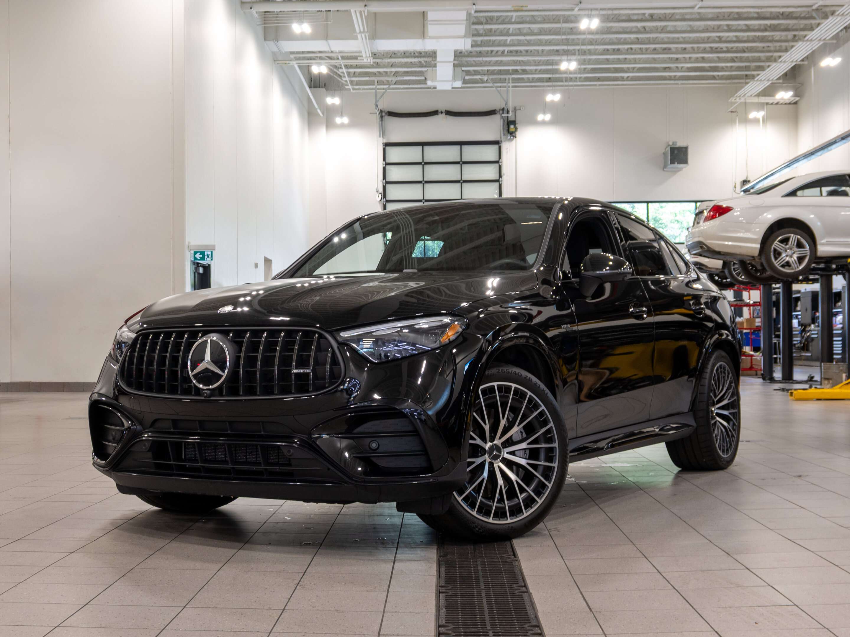 2026 Mercedes-Benz GLC Base