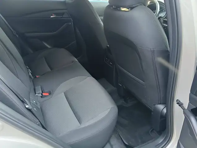 Mazda CX-30 view 14