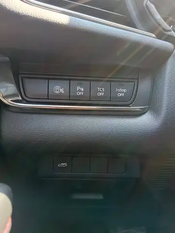 Mazda CX-30 view 16