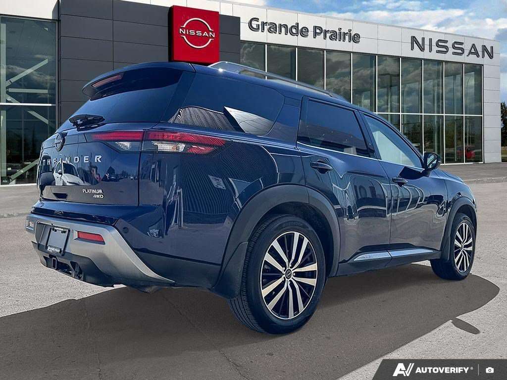 2024 Nissan Pathfinder Platinum | AWD | Blind Spot Monitoring — снимка 1