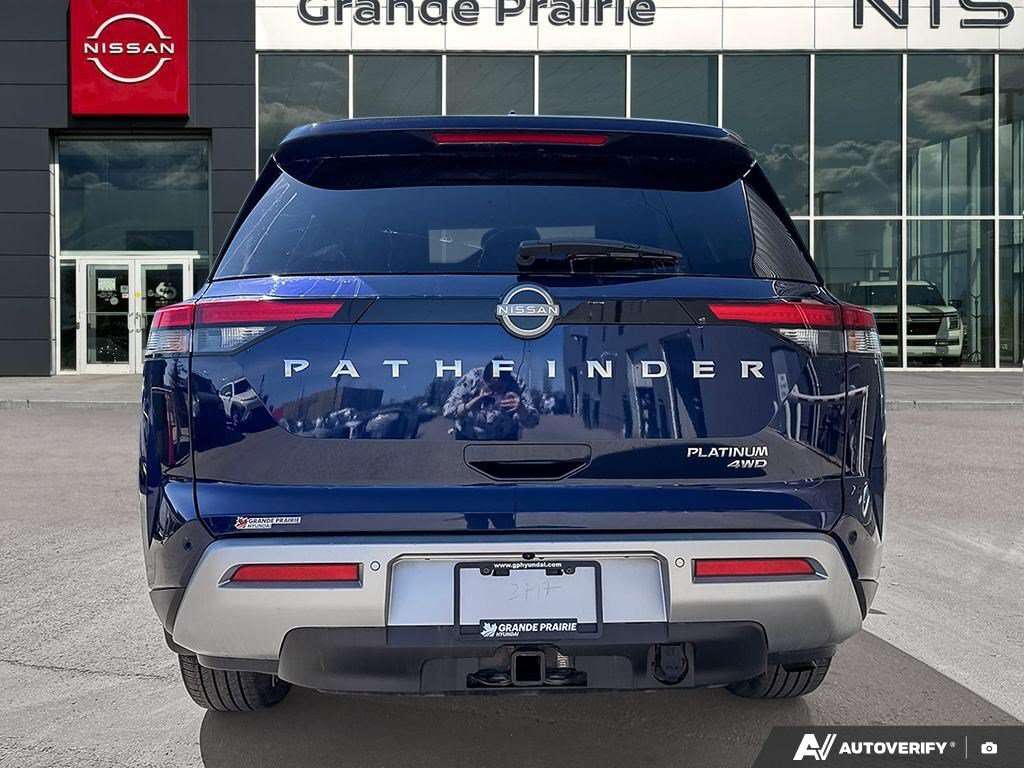 2024 Nissan Pathfinder Platinum | AWD | Blind Spot Monitoring — снимка 1