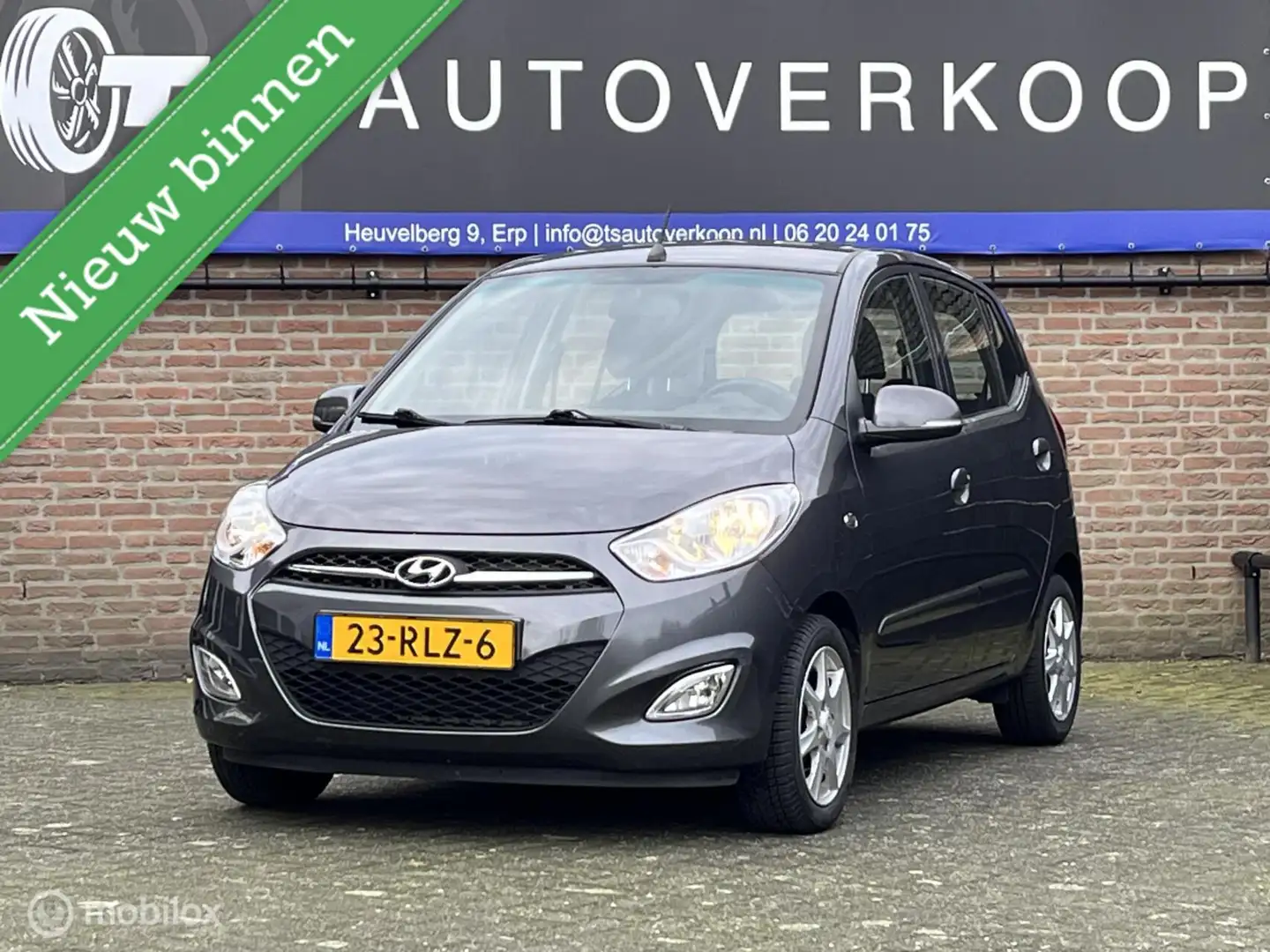 Hyundai i10 1.1 i-Motion Cool+AIRCO+NAP Grijs - 1