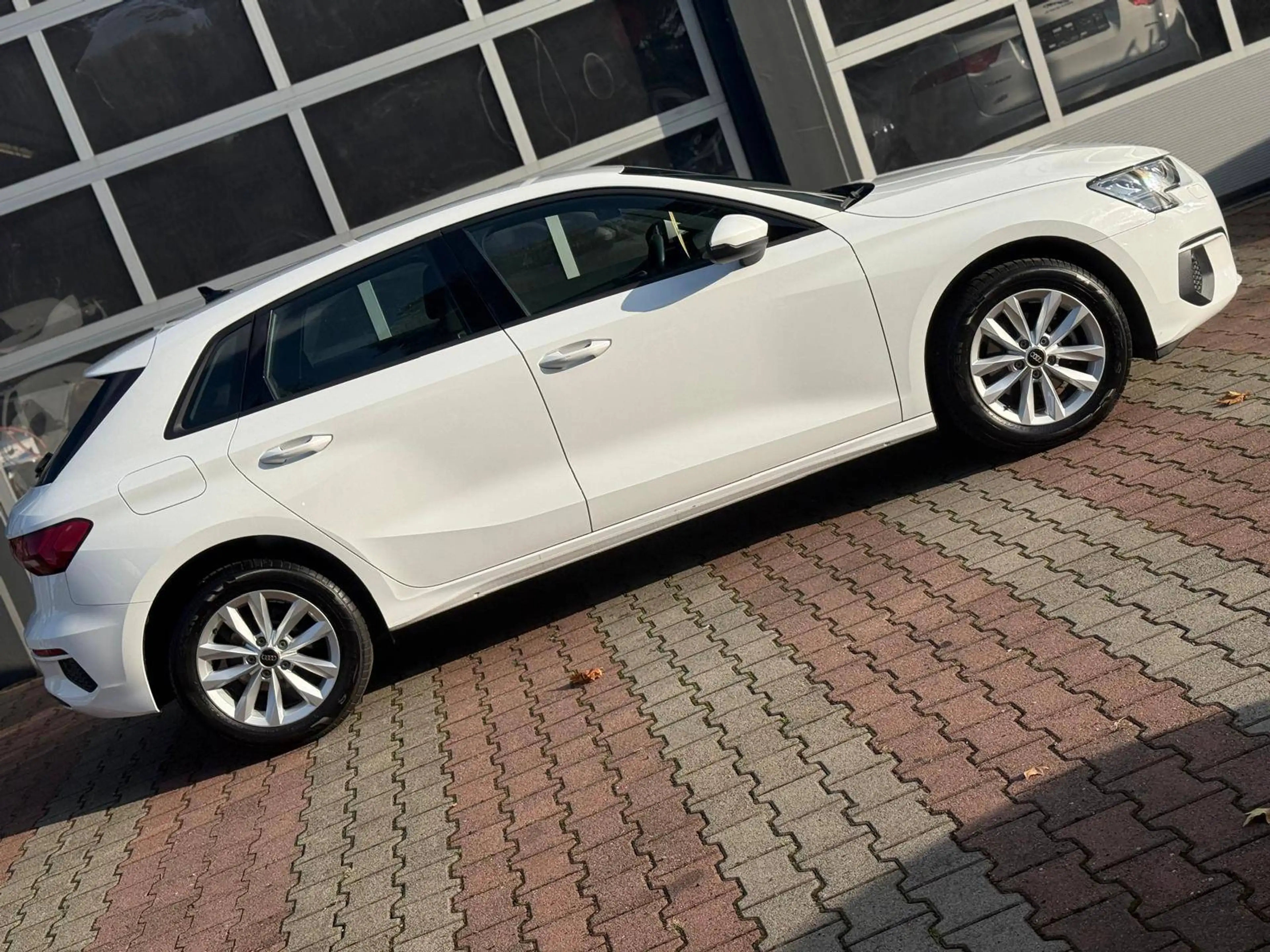 Audi A3 Sportback 30 TFSI  ACC/VIRTUAL COCKPIT/ NAVI/LED Scheiwerfer — photo 12