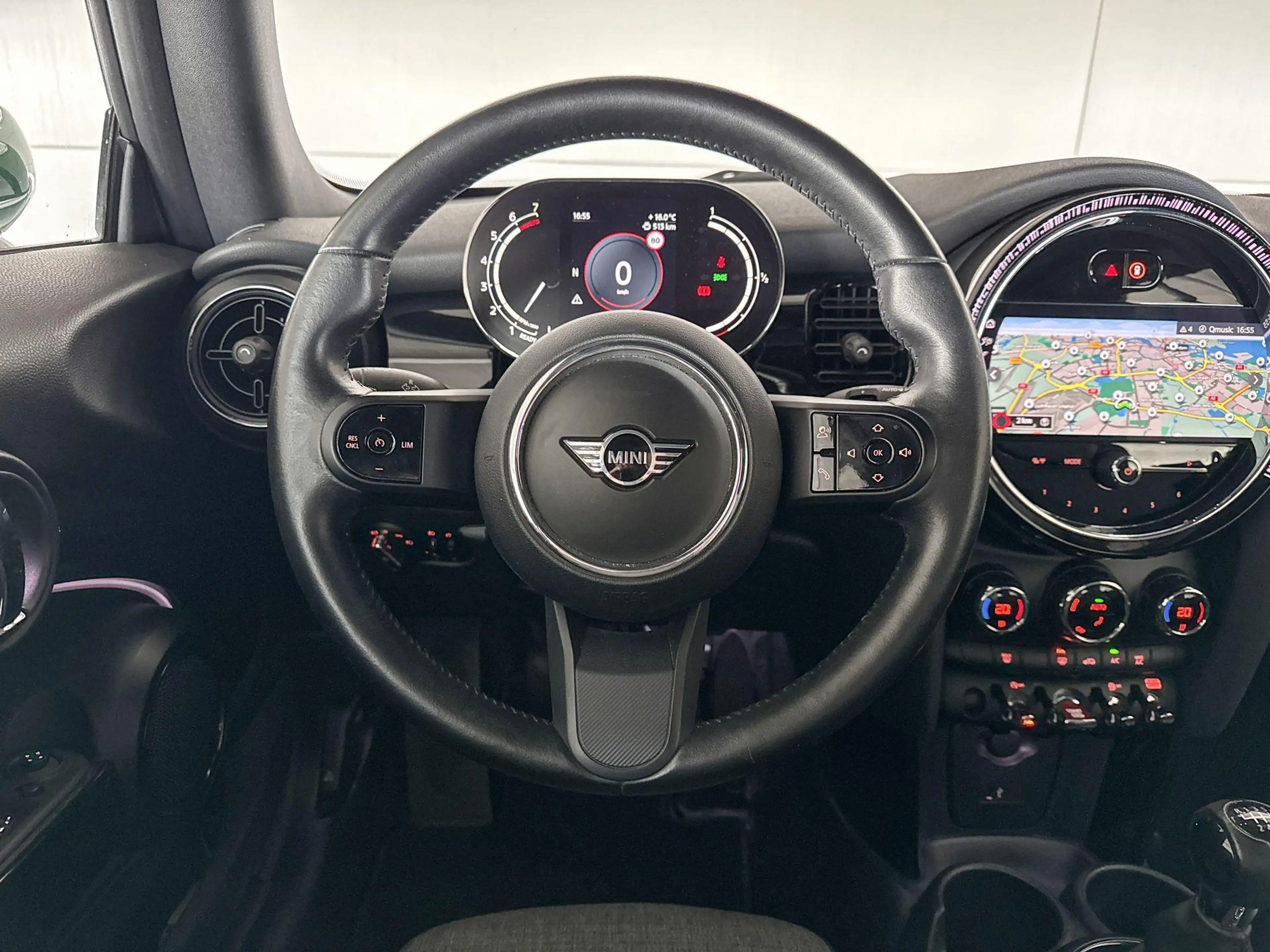 MINI One Cabrio 1.5 Classic — photo 11