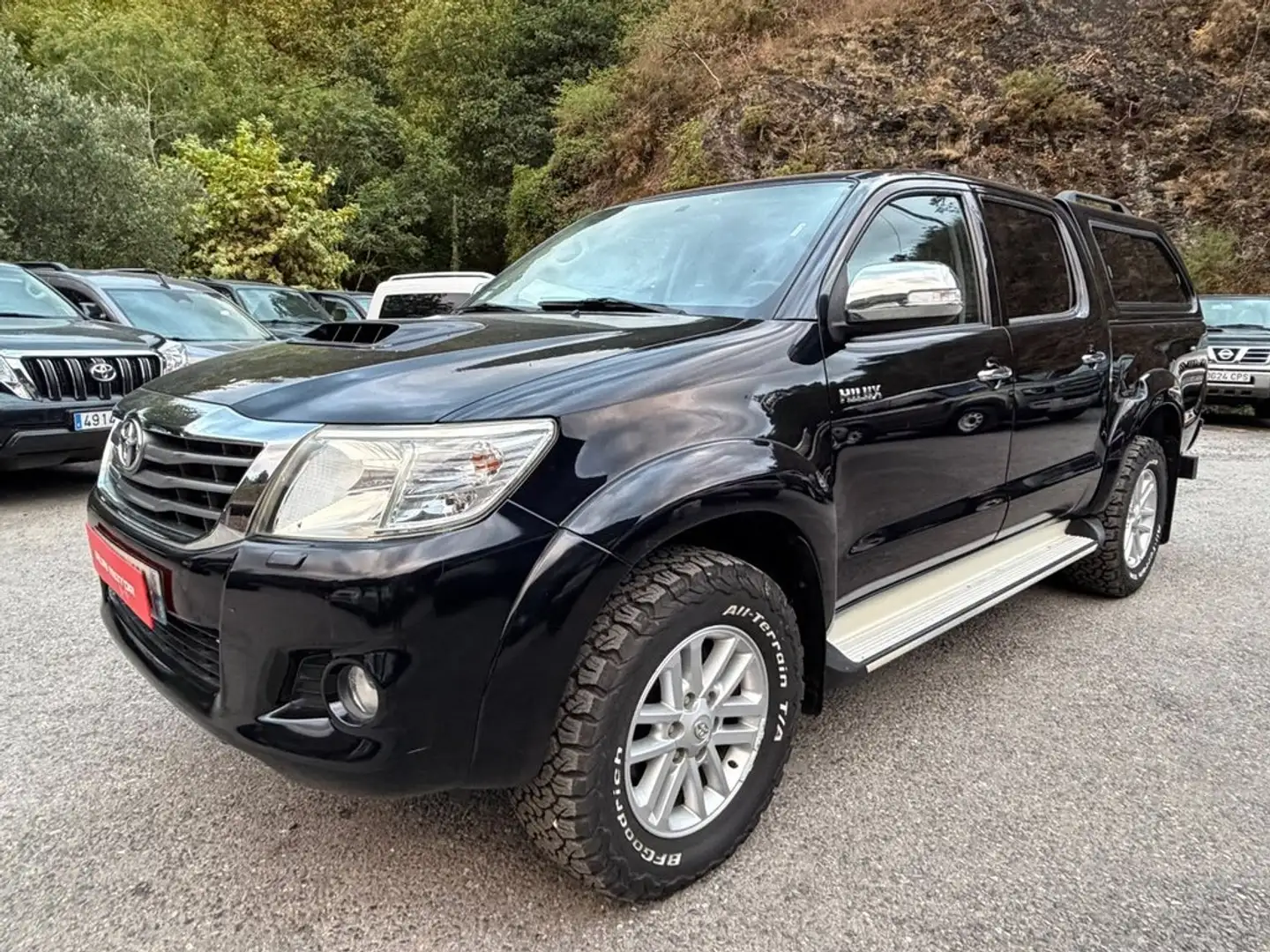 Toyota Hilux 3.0D-4D Doble Cabina VXL Aut. Negro - 2