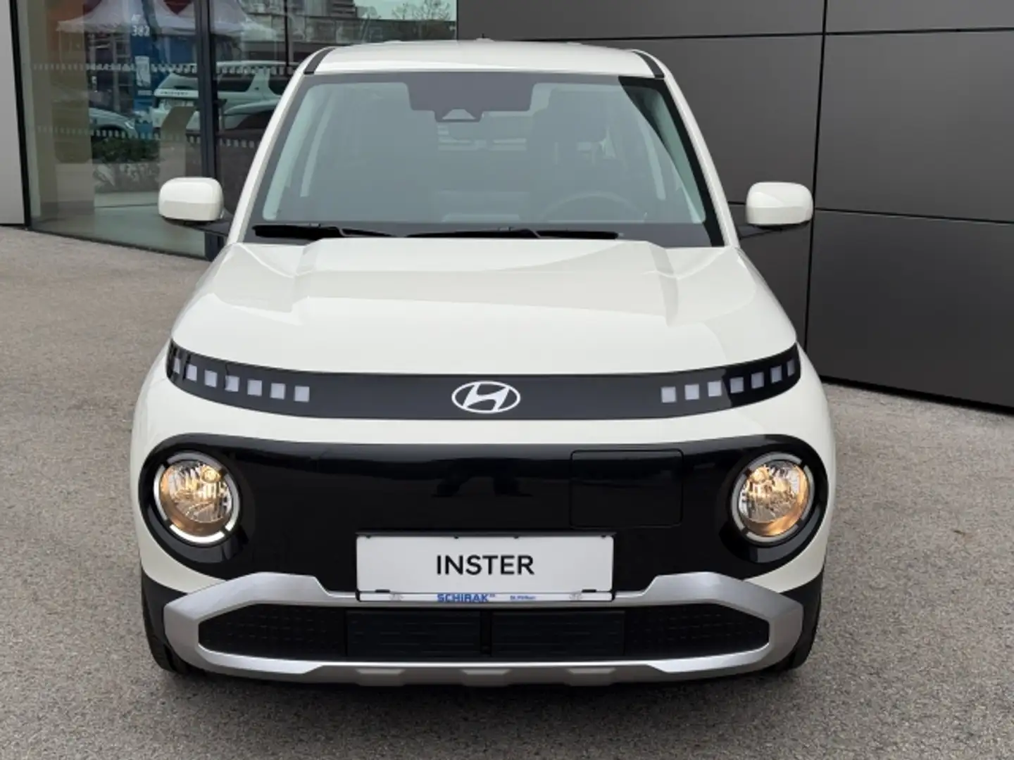 Hyundai Inster INSTER Smart Line 49kWh P1-O1 Білий - 2