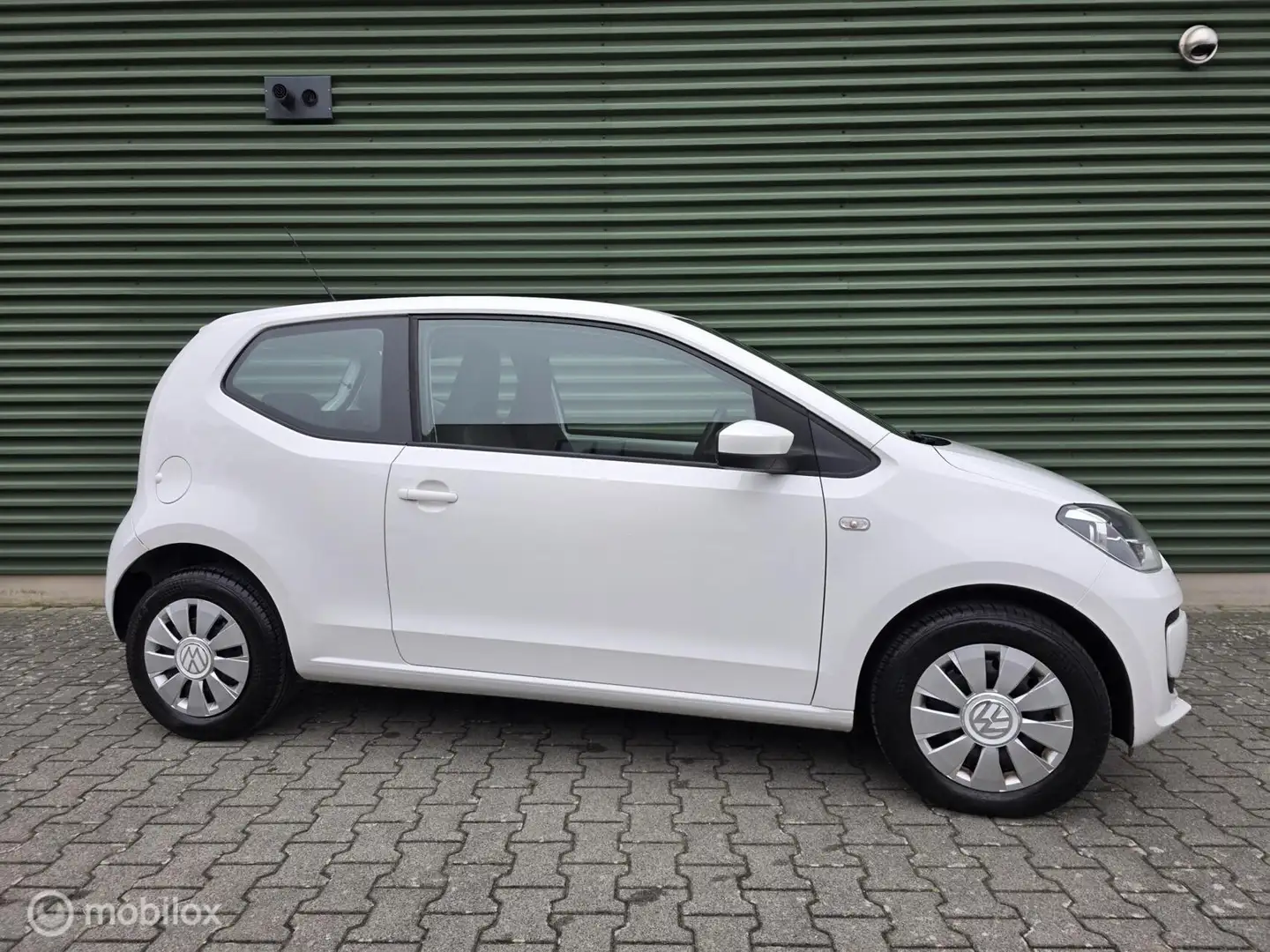 Volkswagen up! 1.0 high up! BlueMotion|Airco|Netjes| Weiß - 2