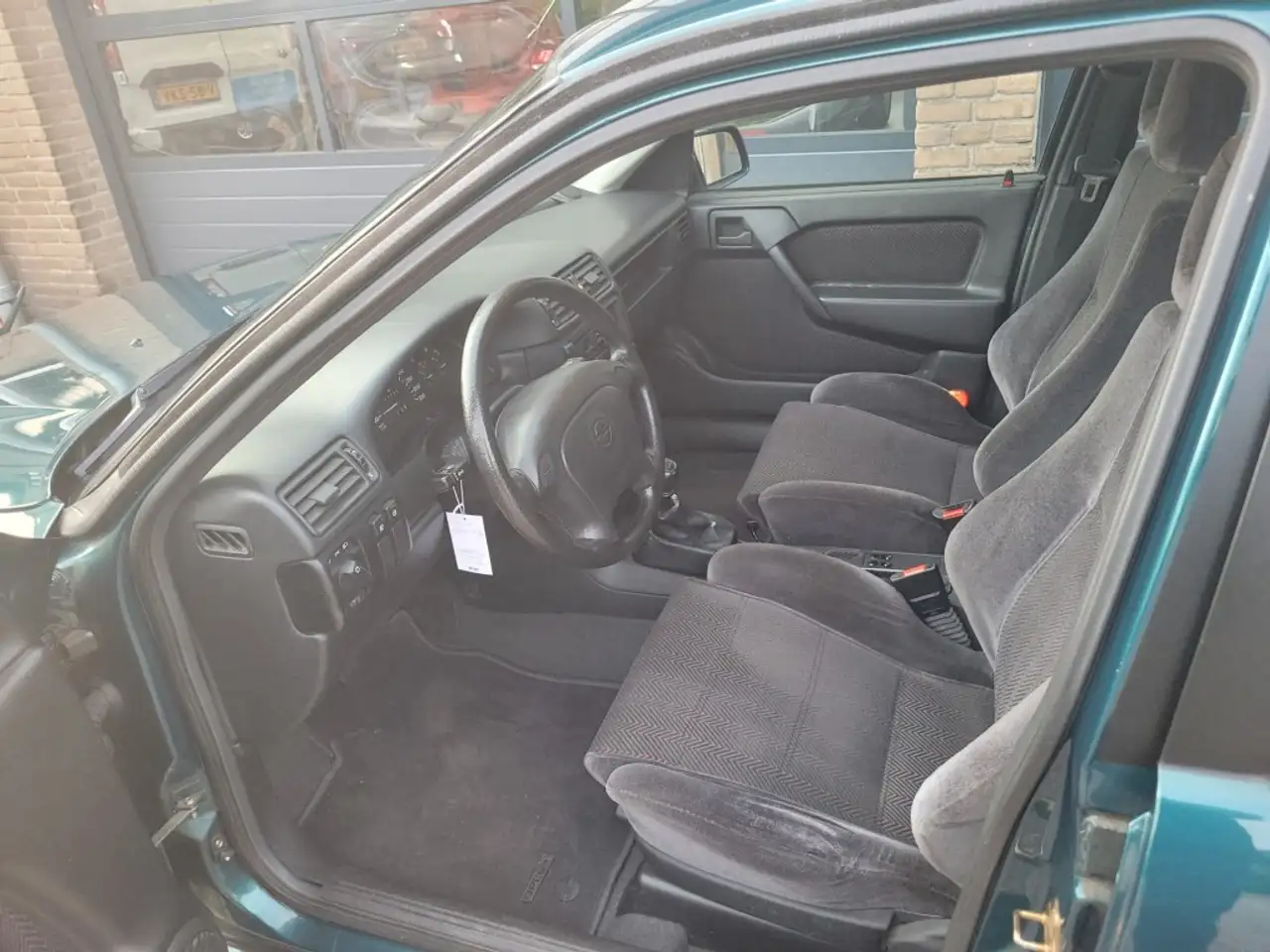 Opel Vectra 1.8 Hatchback NL Auto 1e eigenaar Edition, foto 10