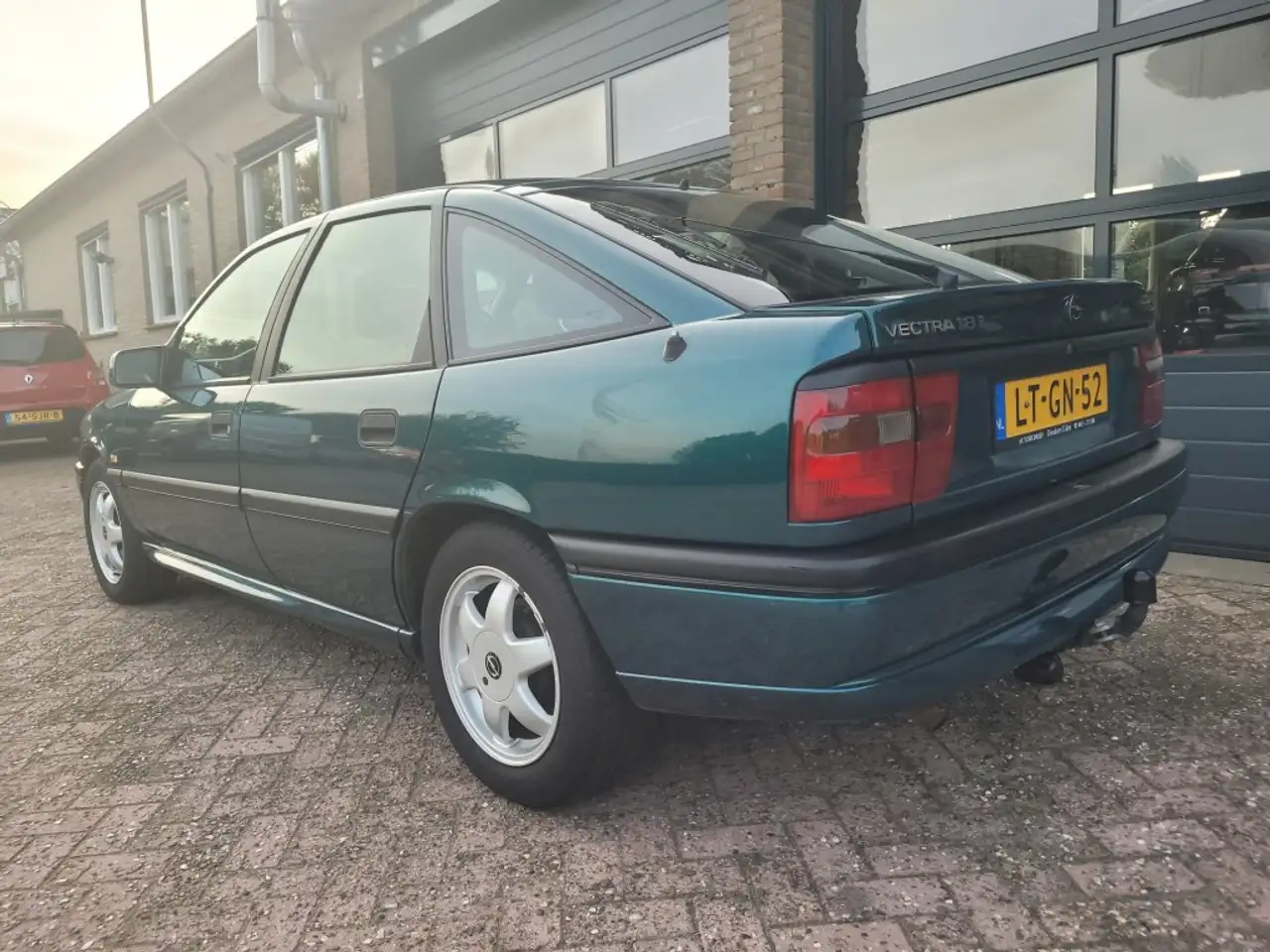 Opel Vectra 1.8 Hatchback NL Auto 1e eigenaar Edition, foto 4