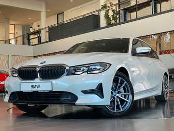 e Lim. SportLine CockpitProf Kamera HiFi HUD