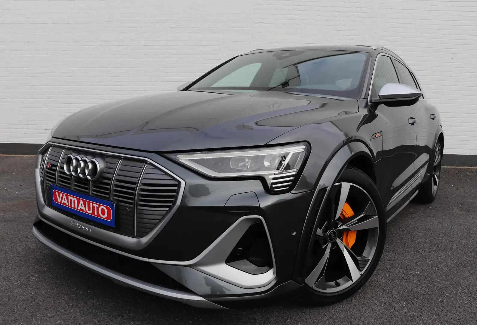 Audi e-tron S Quattro - Pano/Matrix/Keyless/B&O/S-Seat/Cam/21" Grijs - 2