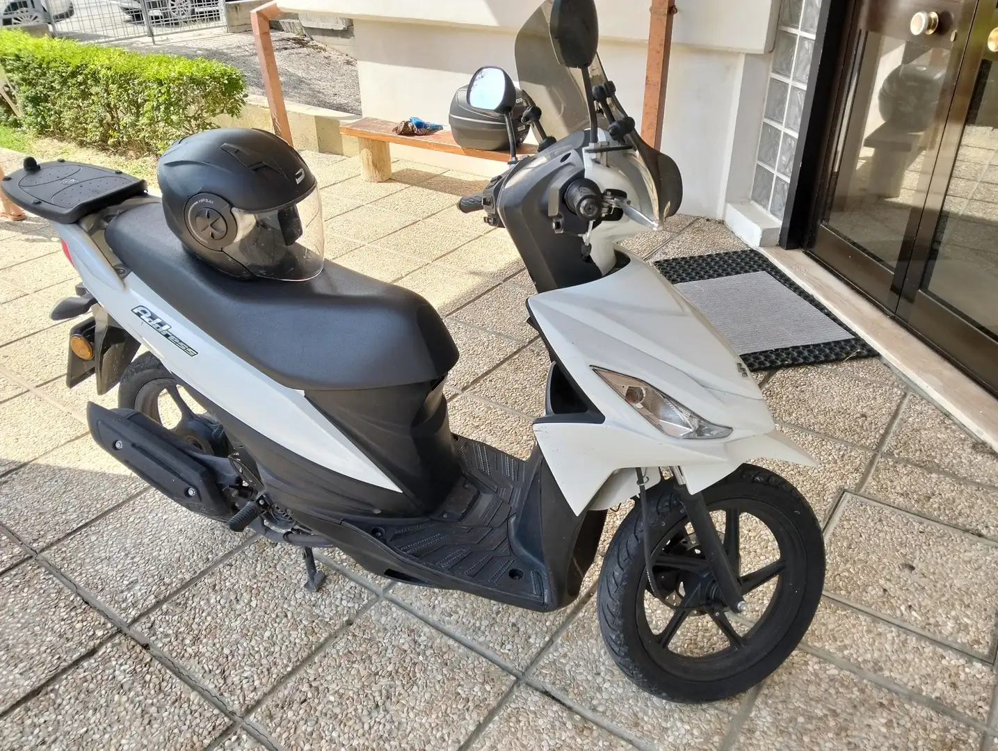Suzuki Address Wit - 1