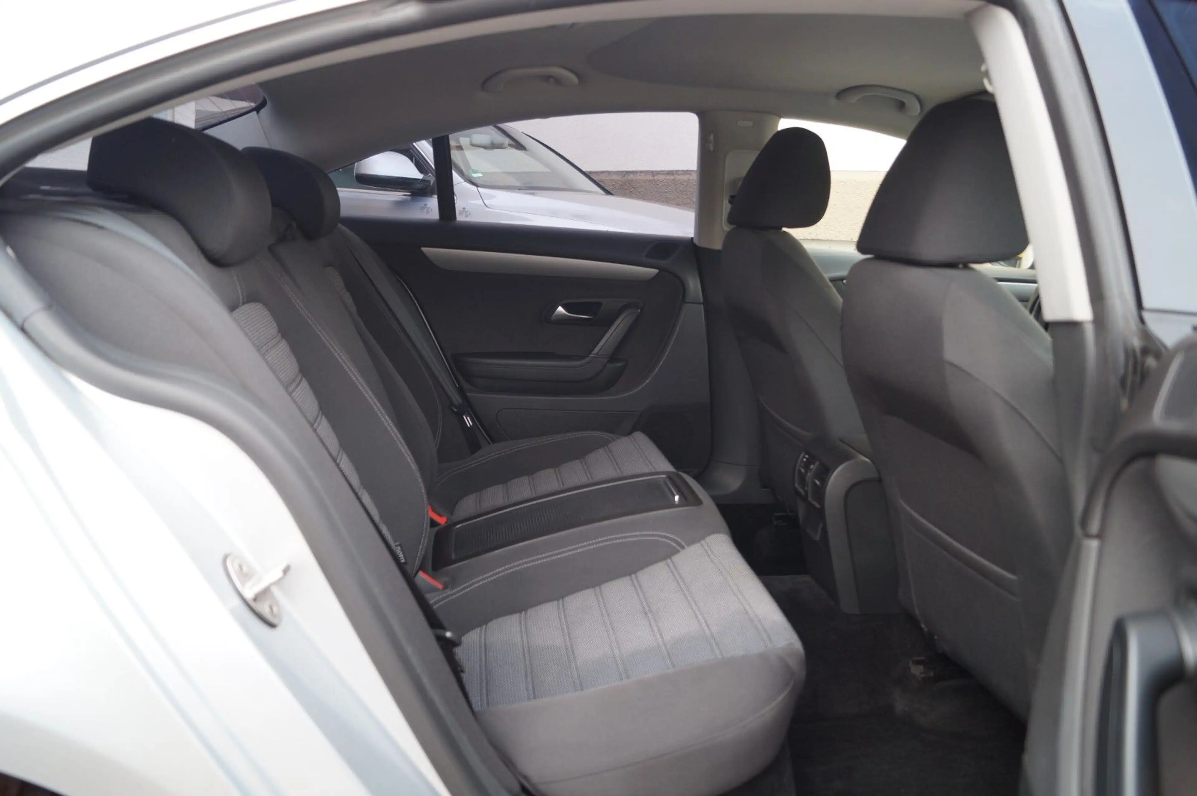 Volkswagen Passat CC 1.8 TSI Sport aus 2.Hand! +Scheckheft+ — photo 19