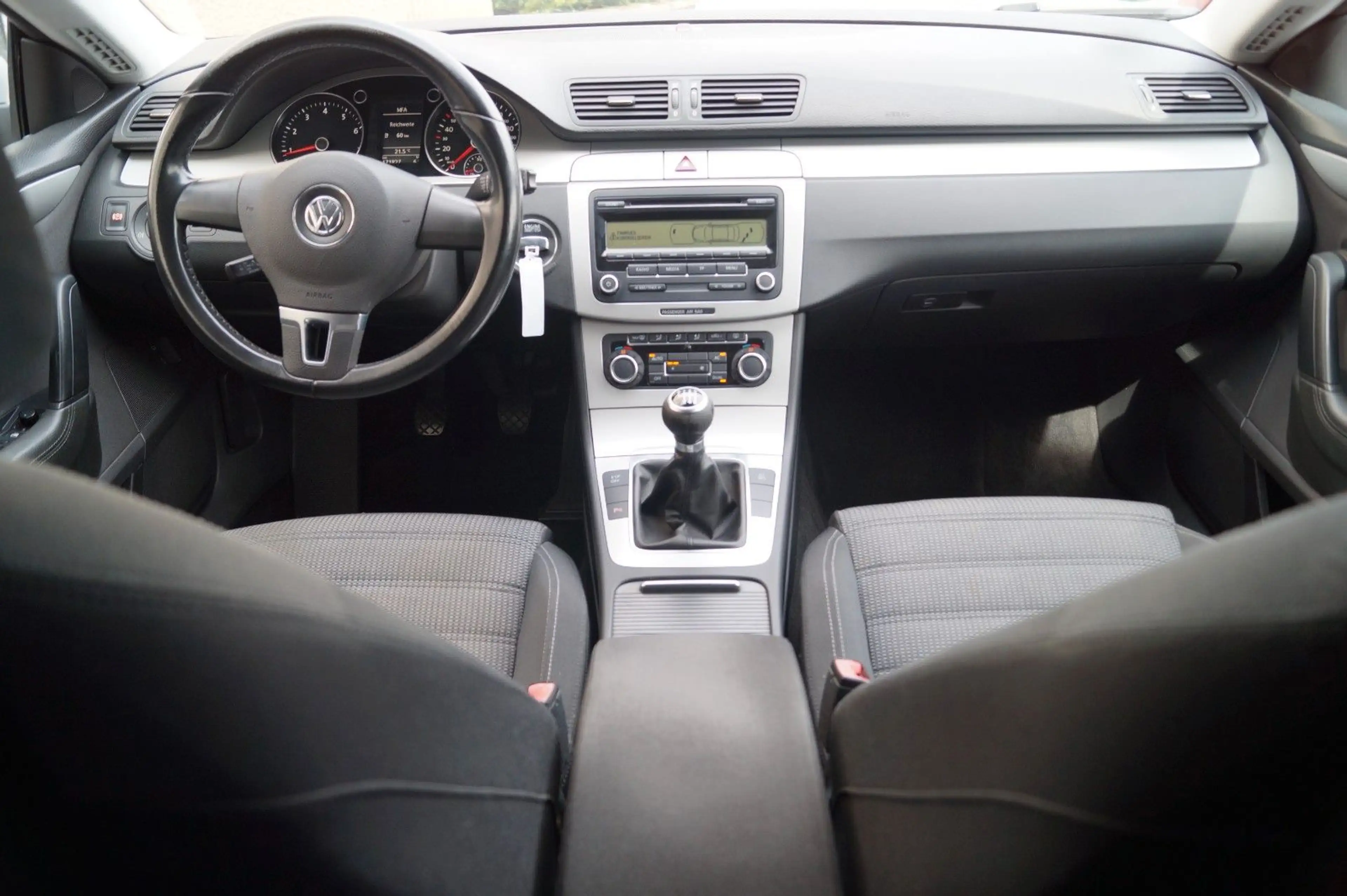 Volkswagen Passat CC 1.8 TSI Sport aus 2.Hand! +Scheckheft+ — photo 11