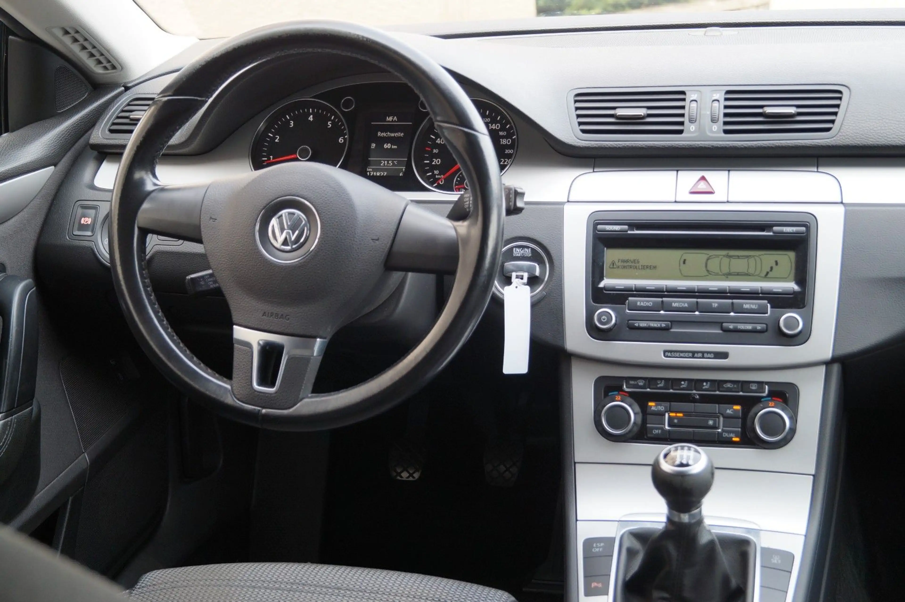 Volkswagen Passat CC 1.8 TSI Sport aus 2.Hand! +Scheckheft+ — photo 12