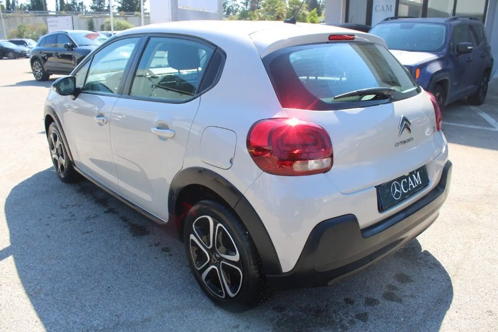 Citroen C3 PureTech 82 Shine Grigio - 2
